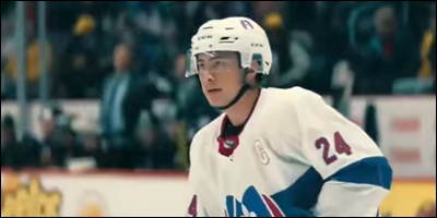 Shane Hollander lors d'un match contre Boston